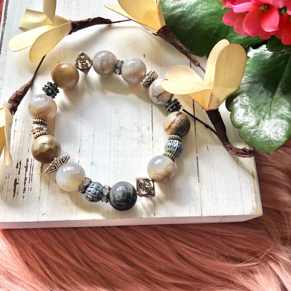 Gorgeous marbles beaded bracelet
